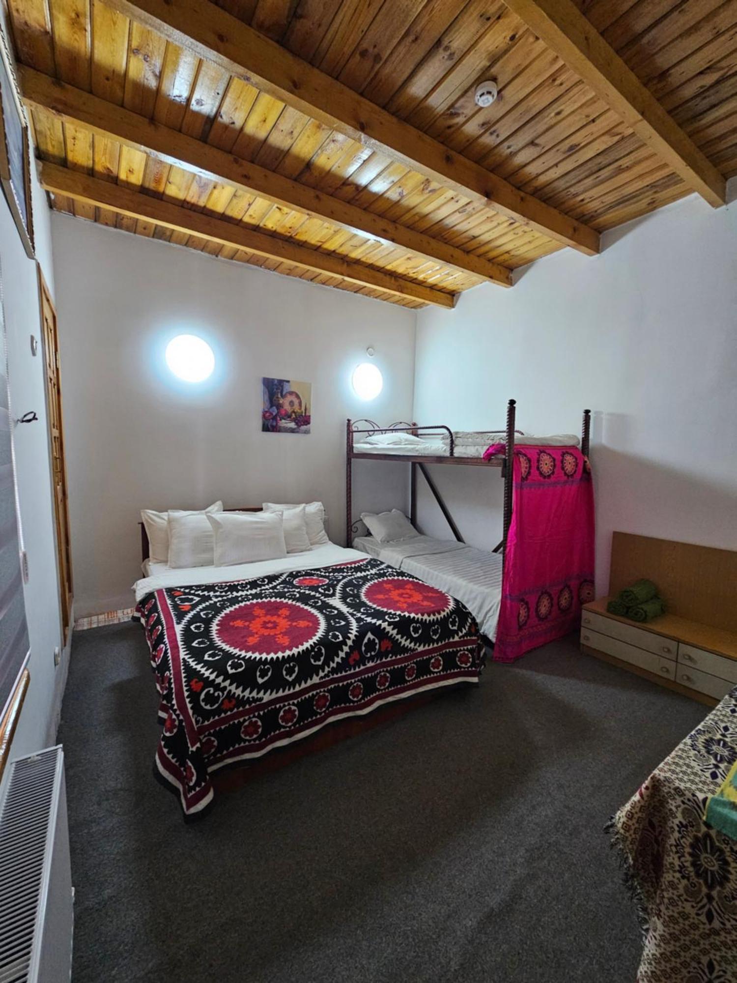 Sim-Sim Hostel & Backpackers Samarkand Bagian luar foto
