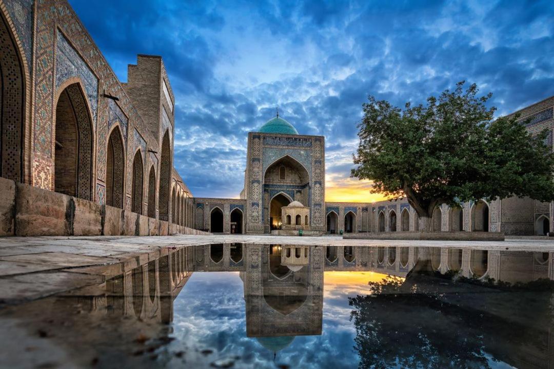 Sim-Sim Hostel & Backpackers Samarkand Bagian luar foto